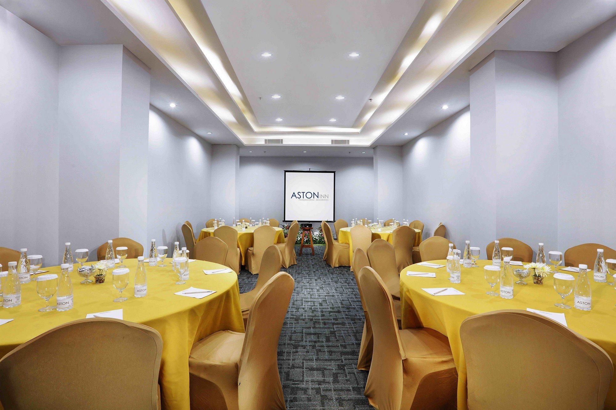 Aston Inn Pandanaran Semarang Exteriér fotografie