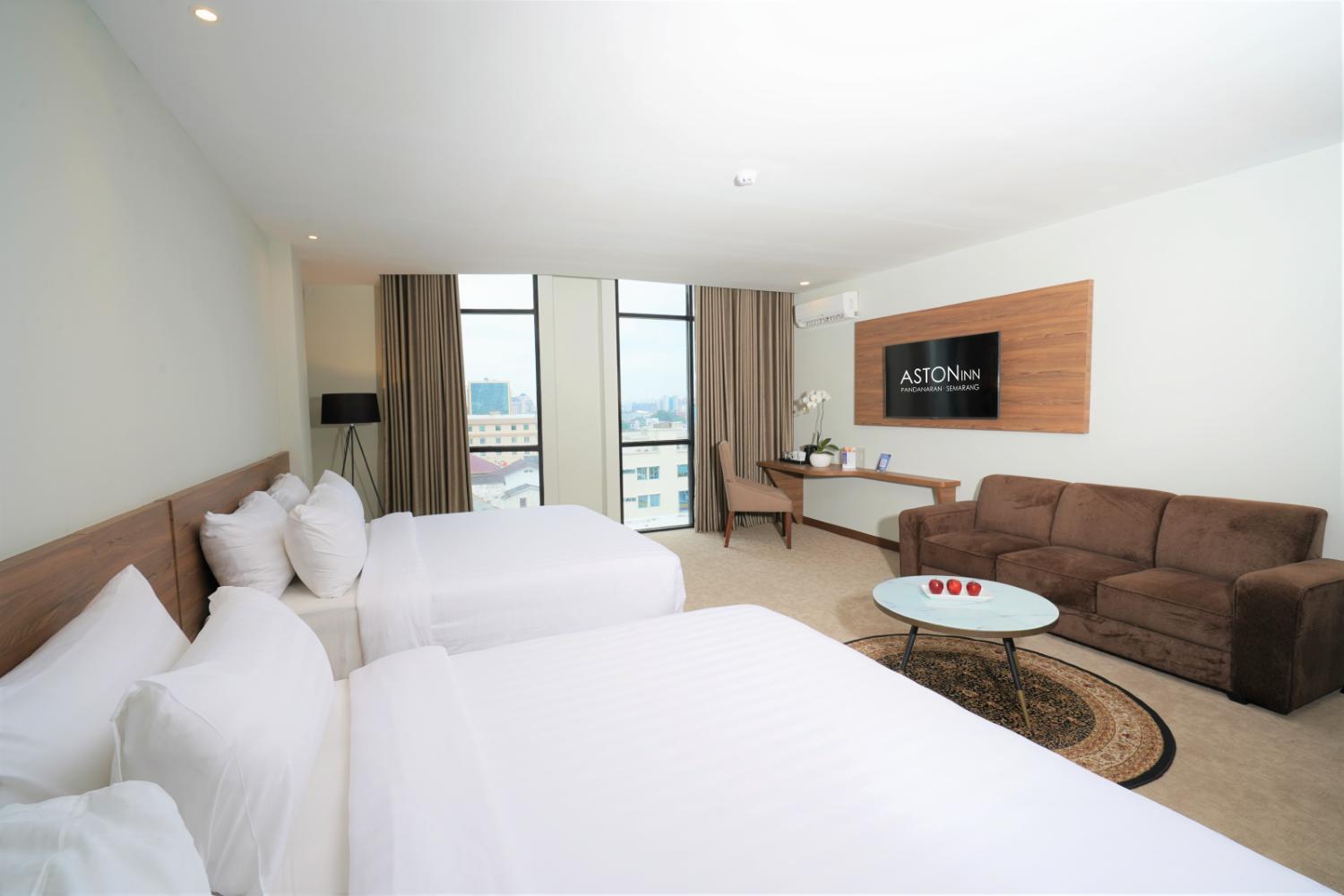 Aston Inn Pandanaran Semarang Exteriér fotografie