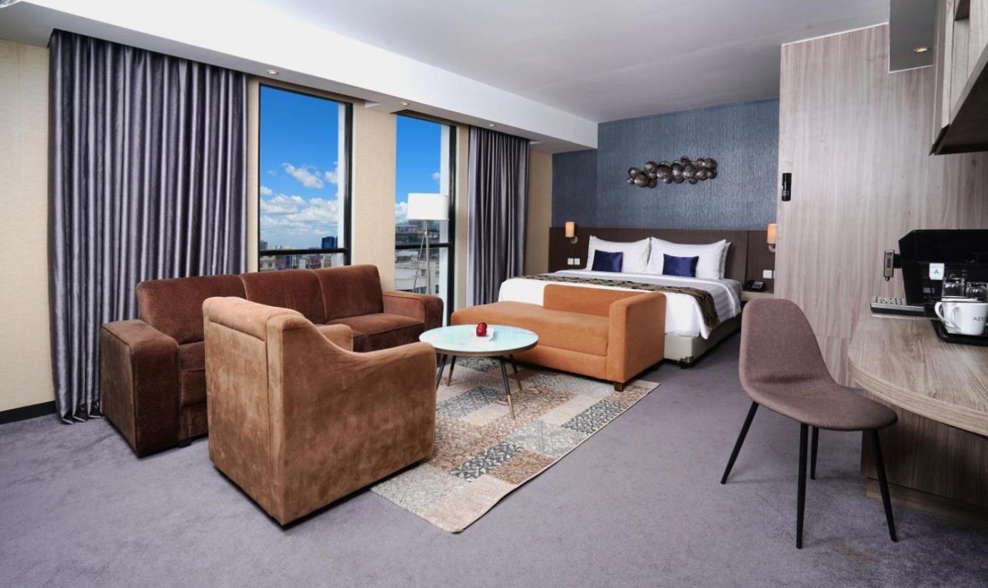 Aston Inn Pandanaran Semarang Exteriér fotografie