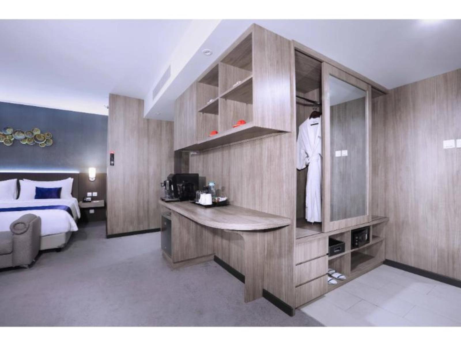 Aston Inn Pandanaran Semarang Exteriér fotografie